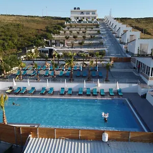 Hotel Saint Michelle, Shetaj